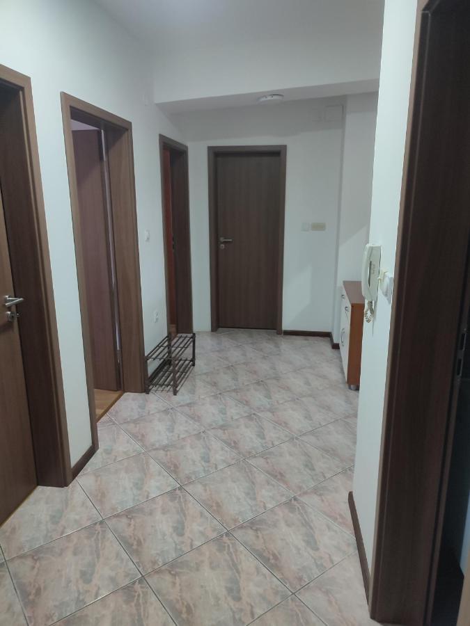 Antoni Apartment スコピエ エクステリア 写真