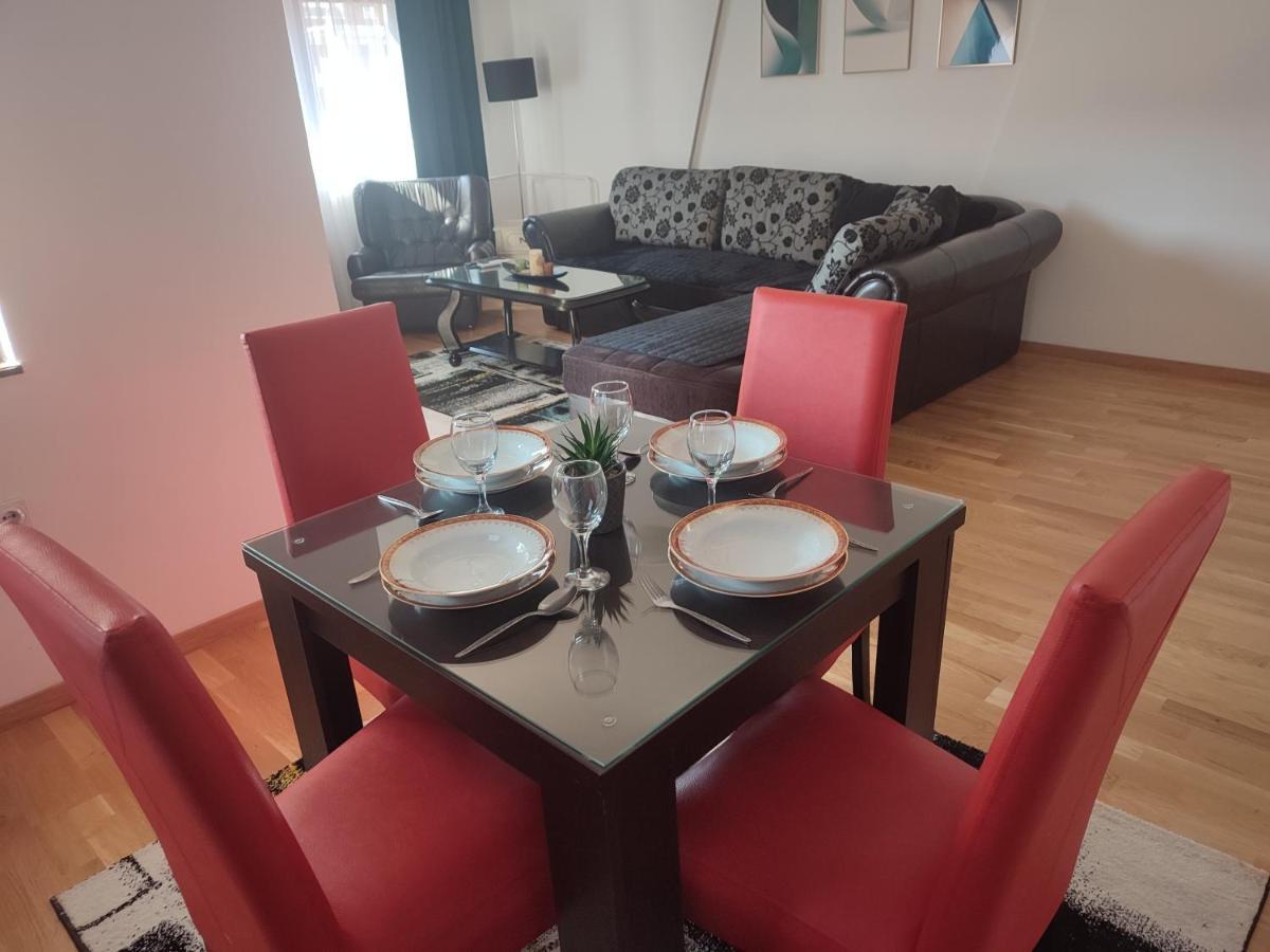 Antoni Apartment スコピエ エクステリア 写真
